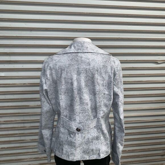 Ami button up blazer/jacket long sleeve - Picture 7 of 7